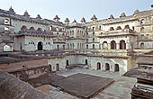 Orchha - Raj mahal 